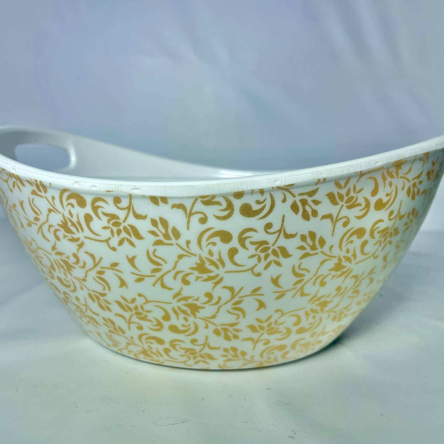 816qVLuoMDL._SL1500_ White and Gold Serving Bowl - Image 1